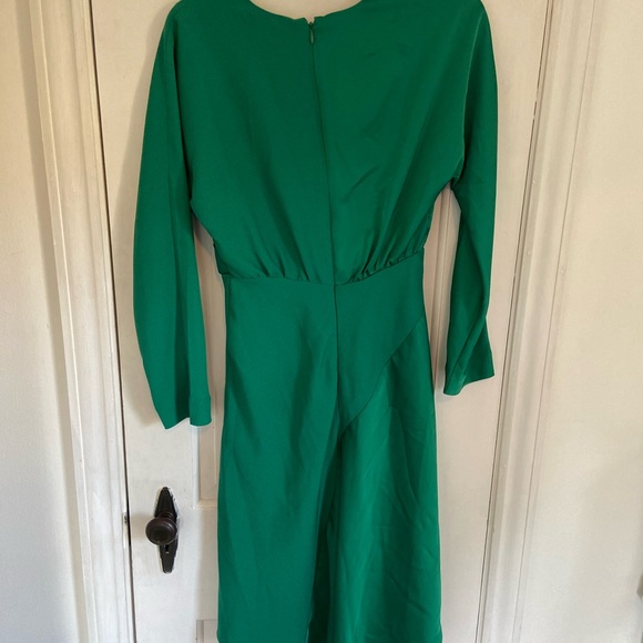 NWT Two material green dress - Picture 2 of 5